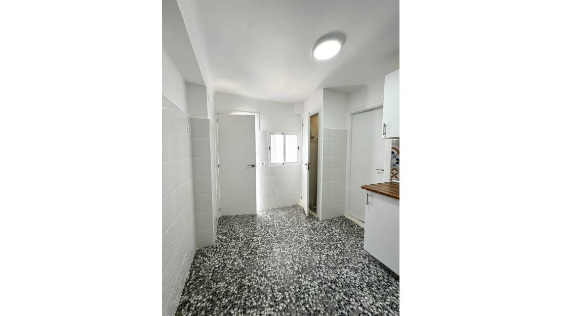 Venta - Apartment - Torrevieja - Torrevieja Centro