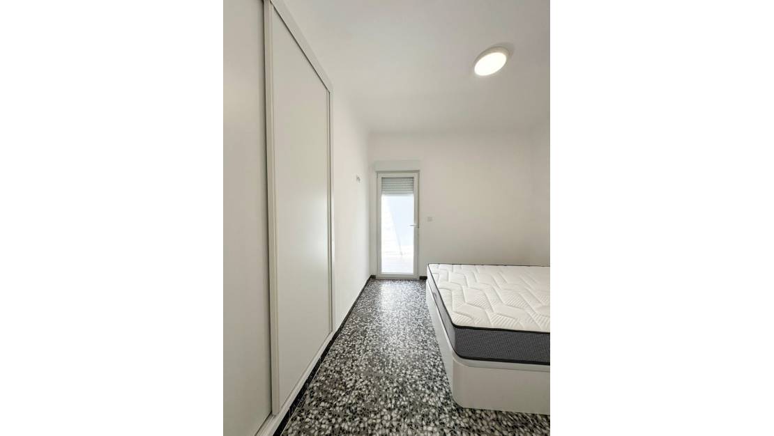 Venta - Apartment - Torrevieja - Torrevieja Centro