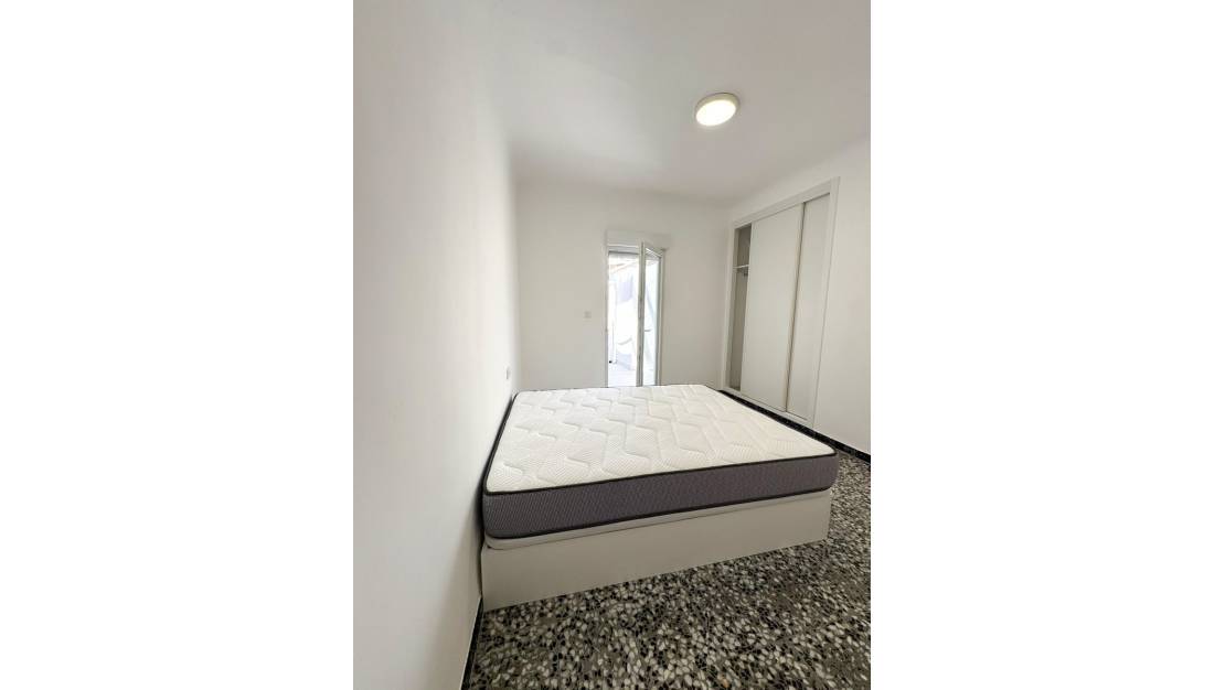 Venta - Apartment - Torrevieja - Torrevieja Centro