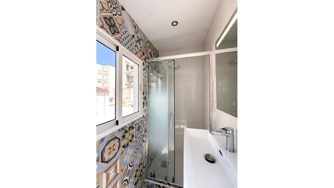 Venta - Apartment - Torrevieja - Torrevieja Centro