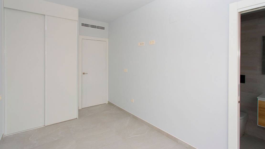 Venta - Apartment - Torrevieja - Torrevieja Centro
