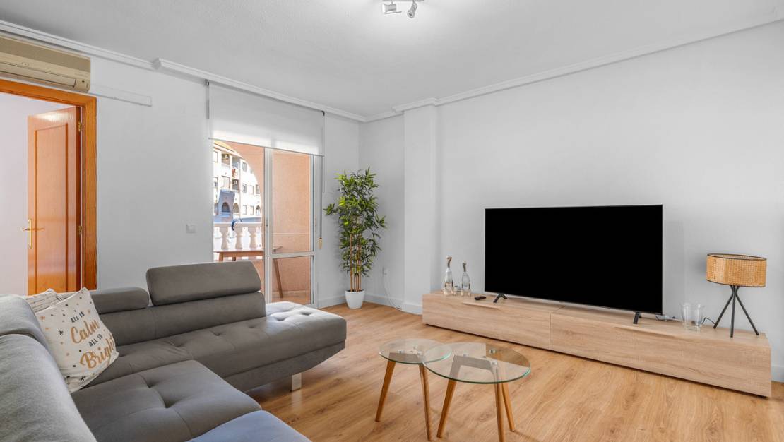 Venta - Apartment - Torrevieja - Torrevieja Centro