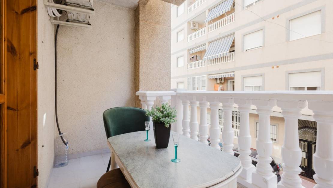 Venta - Apartment - Torrevieja - Torrevieja Centro