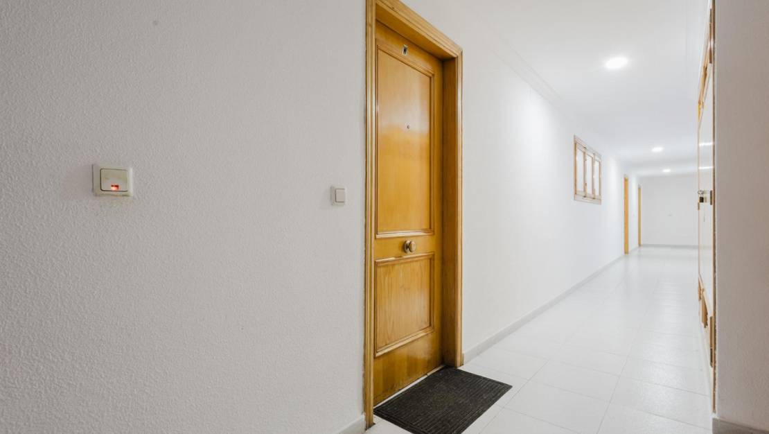 Venta - Apartment - Torrevieja - Torrevieja Centro