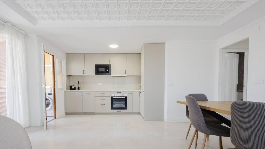 Venta - Apartment - Torrevieja - Torrevieja Centro