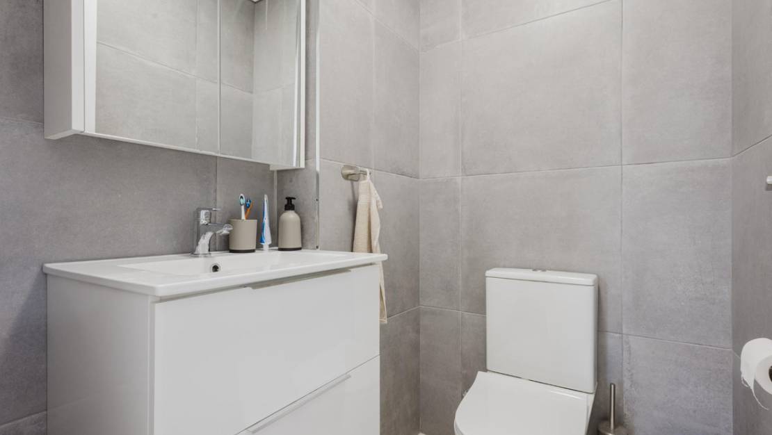 Venta - Apartment - Torrevieja - Torrevieja Centro