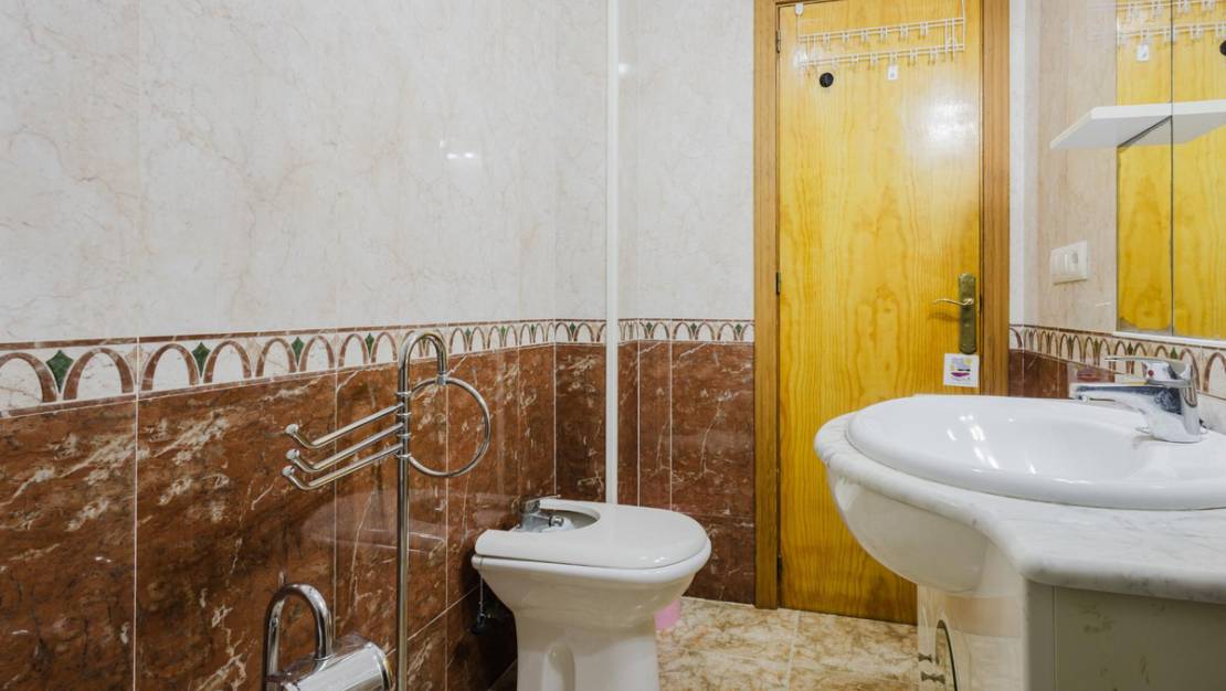 Venta - Apartment - Torrevieja - Torrevieja Centro