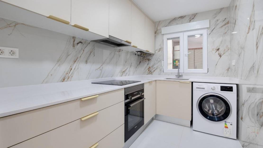 Venta - Apartment - Torrevieja - Torrevieja Centro