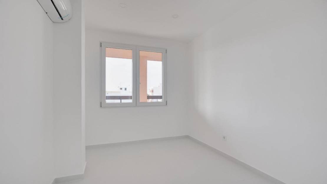 Venta - Apartment - Torrevieja - Torrevieja Centro