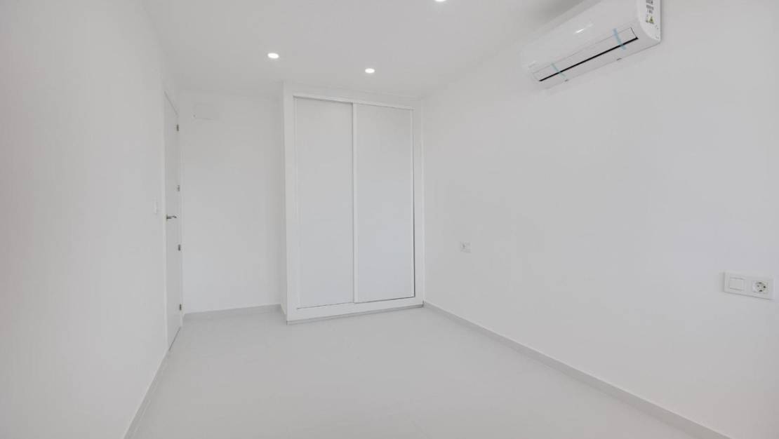 Venta - Apartment - Torrevieja - Torrevieja Centro