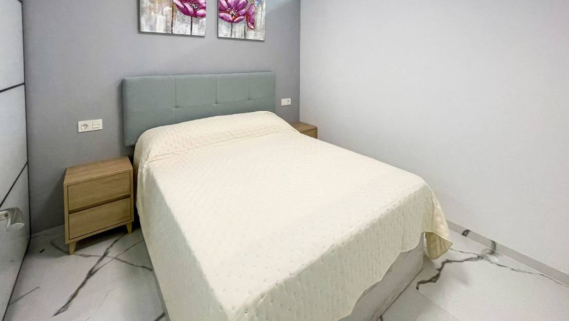 Venta - Apartment - Torrevieja - Torrevieja Centro