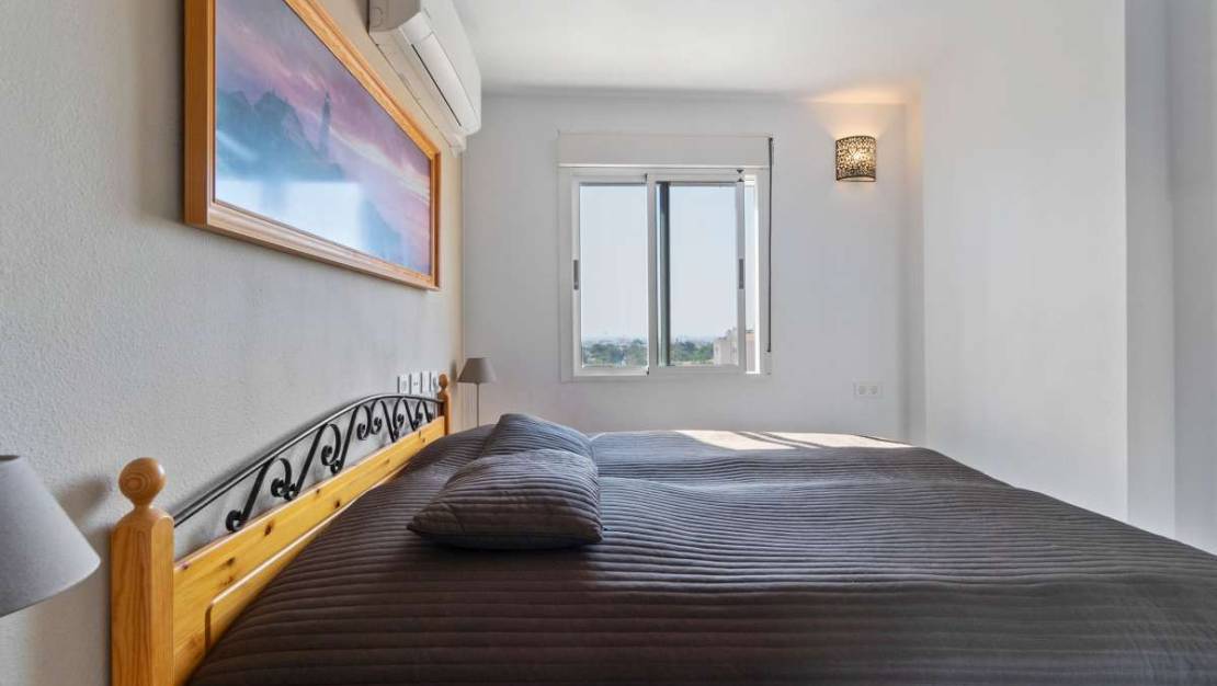 Venta - Apartment - Torrevieja - Torrevieja Centro