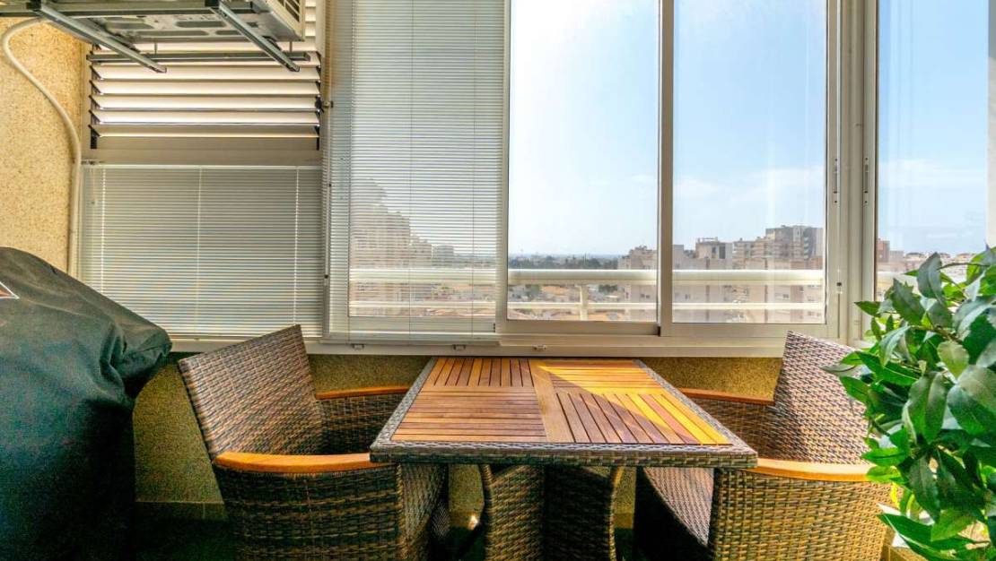 Venta - Apartment - Torrevieja - Torrevieja Centro