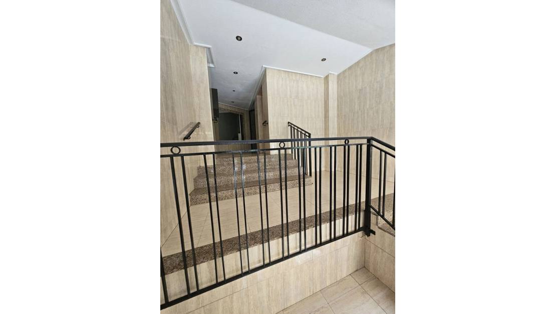 Venta - Apartment - Torrevieja - Torrevieja Centro