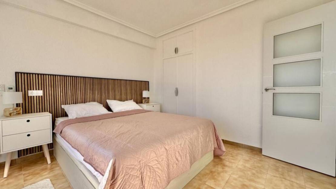 Venta - Apartment - Torrevieja - Torrevieja Centro