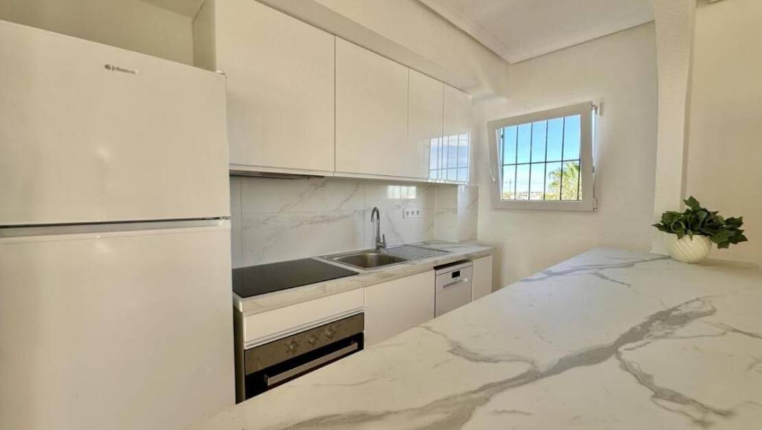 Venta - Apartment - Torrevieja - Torrevieja Centro
