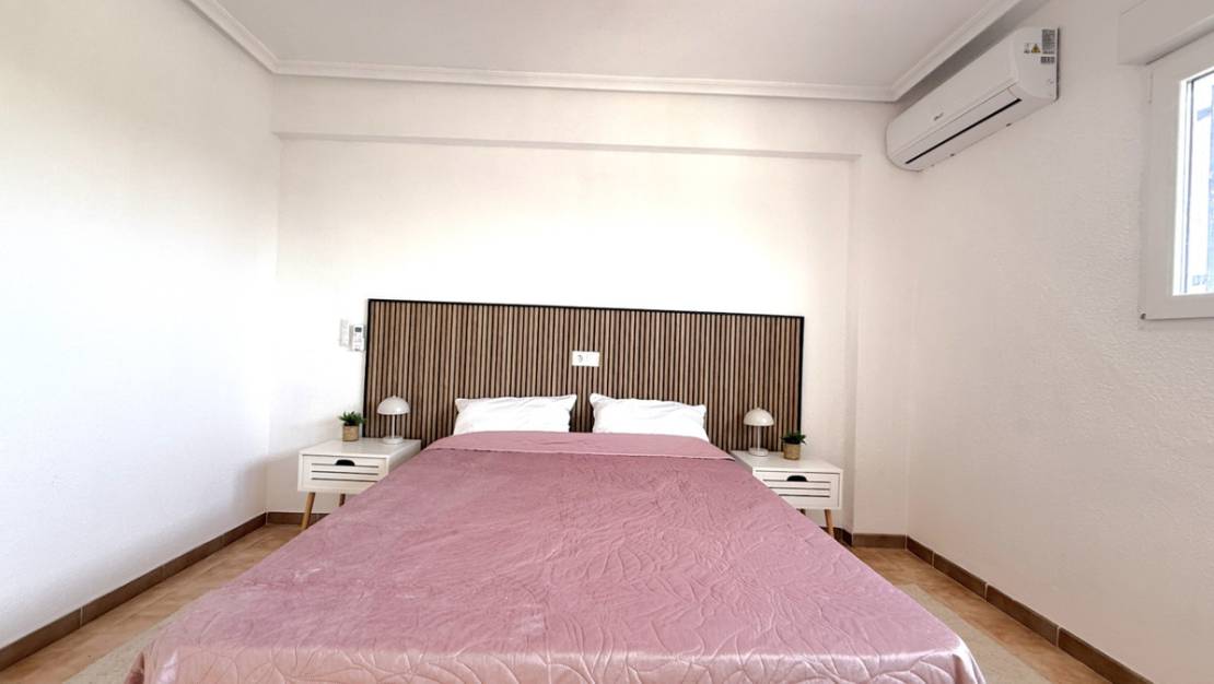 Venta - Apartment - Torrevieja - Torrevieja Centro