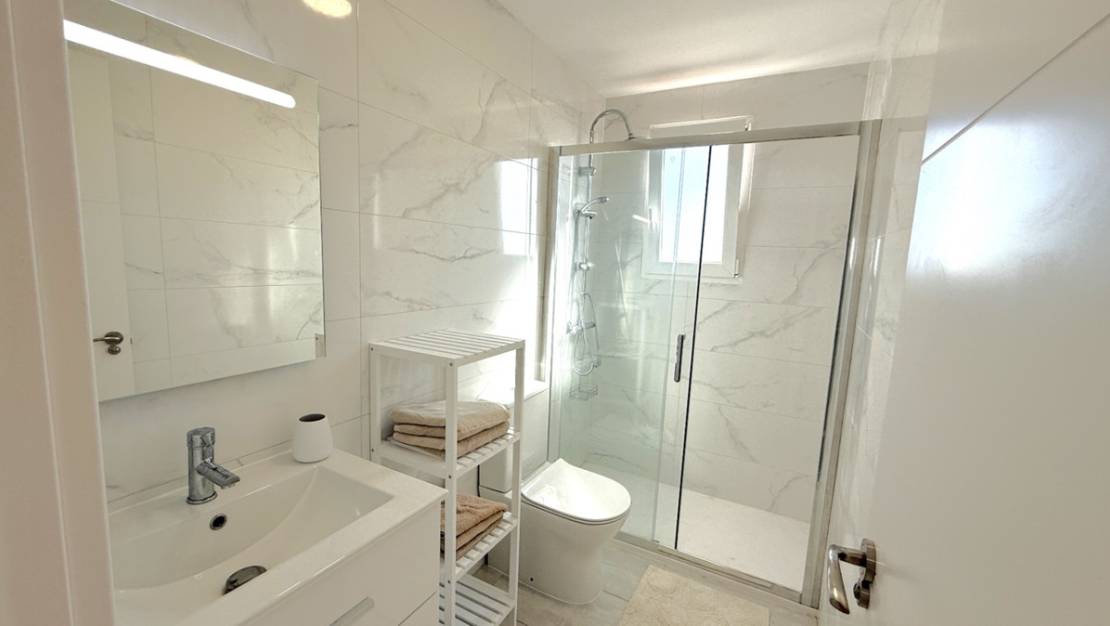 Venta - Apartment - Torrevieja - Torrevieja Centro