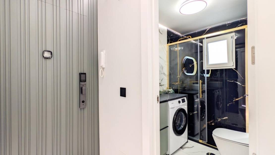 Venta - Apartment - Torrevieja - Torrevieja Centro