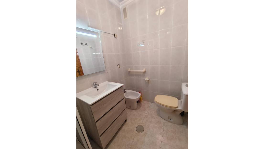 Venta - Apartment - Torrevieja - Torrevieja Centro