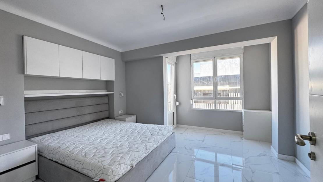 Venta - Apartment - Torrevieja - Torrevieja Centro