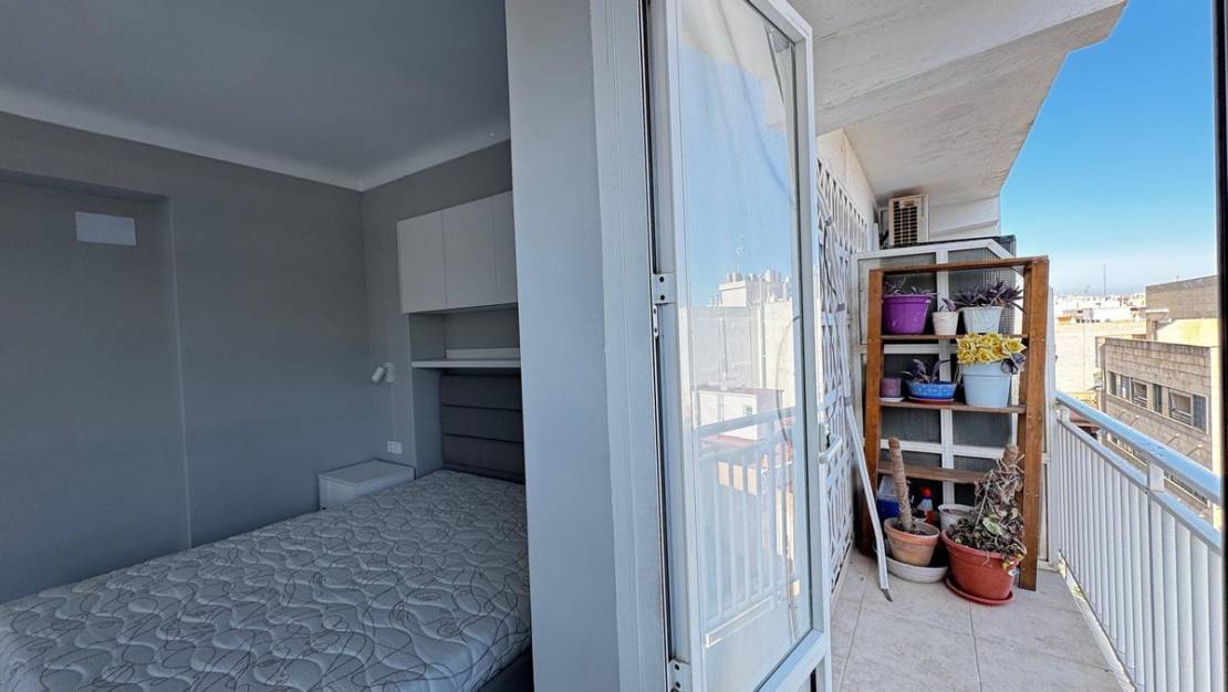 Venta - Apartment - Torrevieja - Torrevieja Centro