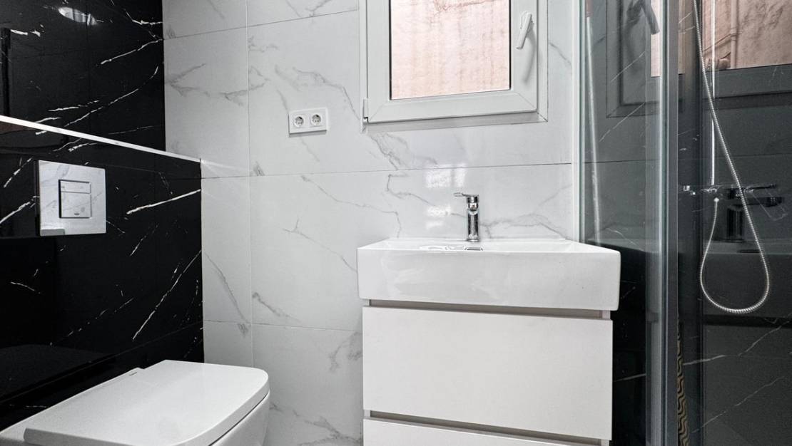 Venta - Apartment - Torrevieja - Torrevieja Centro