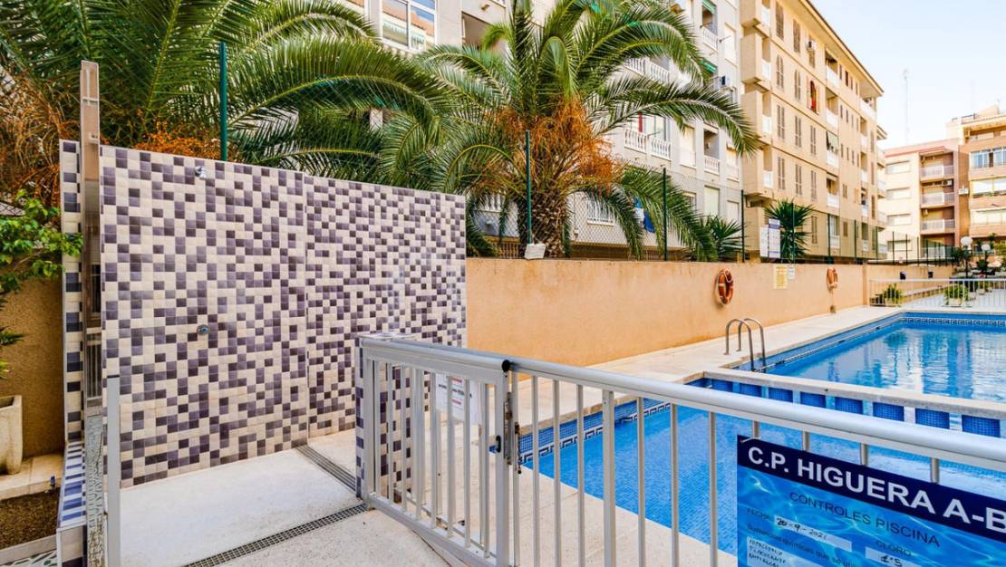 Venta - Apartment - Torrevieja - Torrevieja Centro
