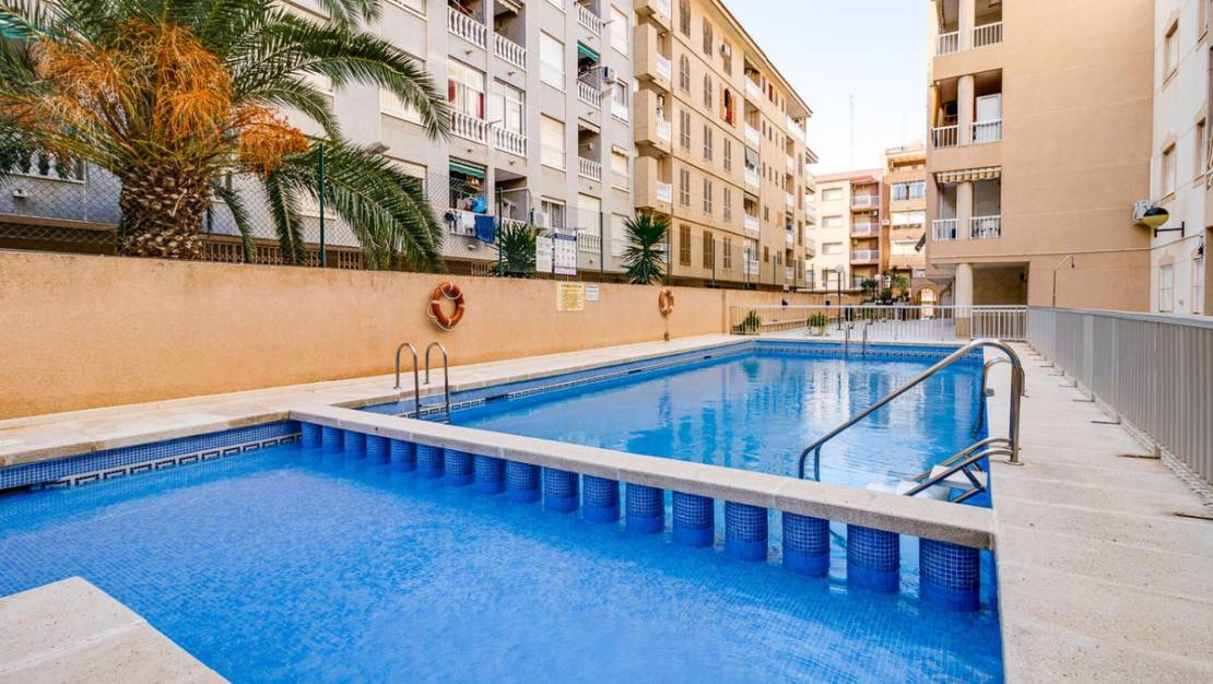 Venta - Apartment - Torrevieja - Torrevieja Centro