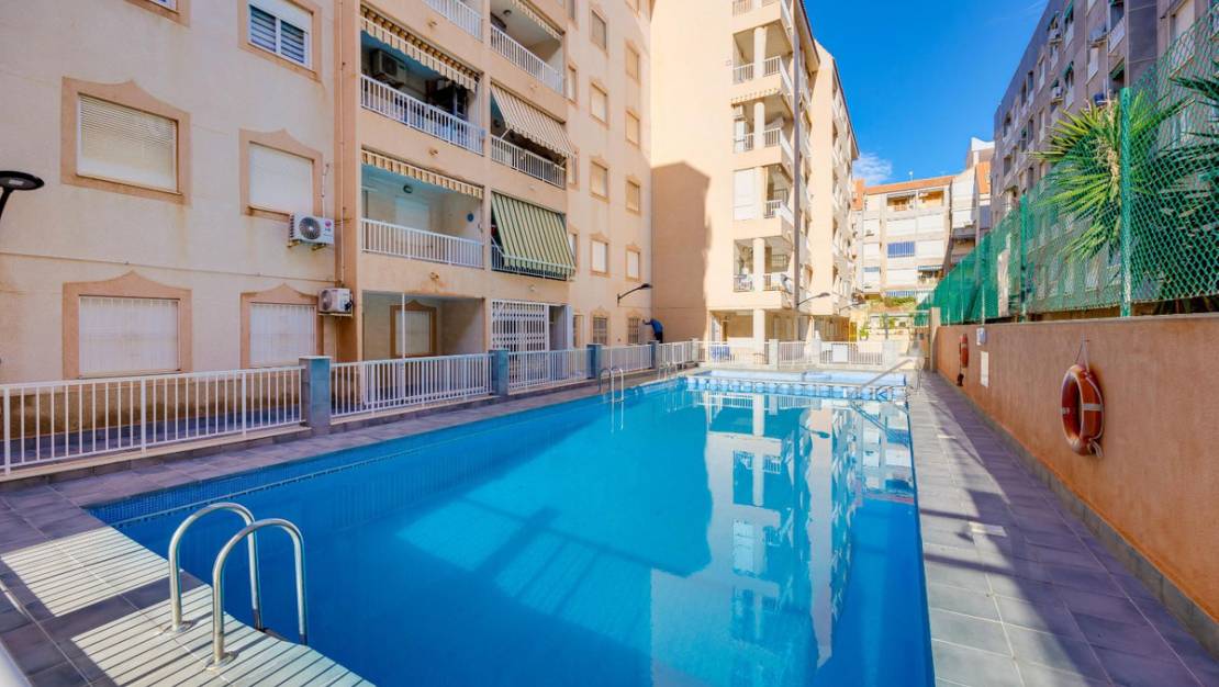 Venta - Apartment - Torrevieja - Torrevieja Centro