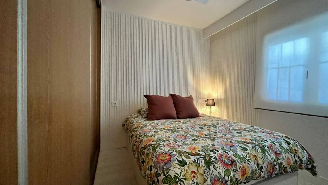 Venta - Apartment - Torrevieja - Torrevieja Centro