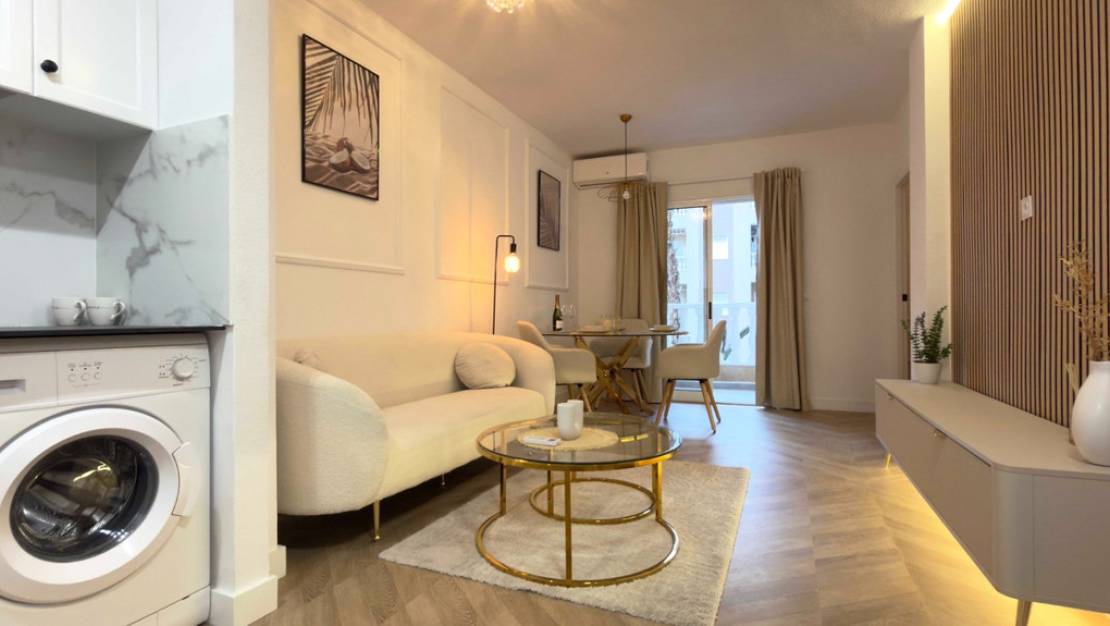 Venta - Apartment - Torrevieja - Torrevieja Centro