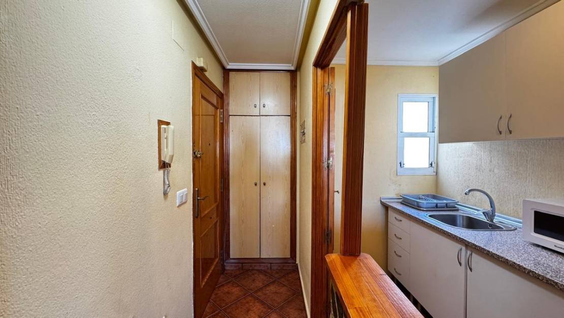 Venta - Apartment - Torrevieja - Torrevieja Centro