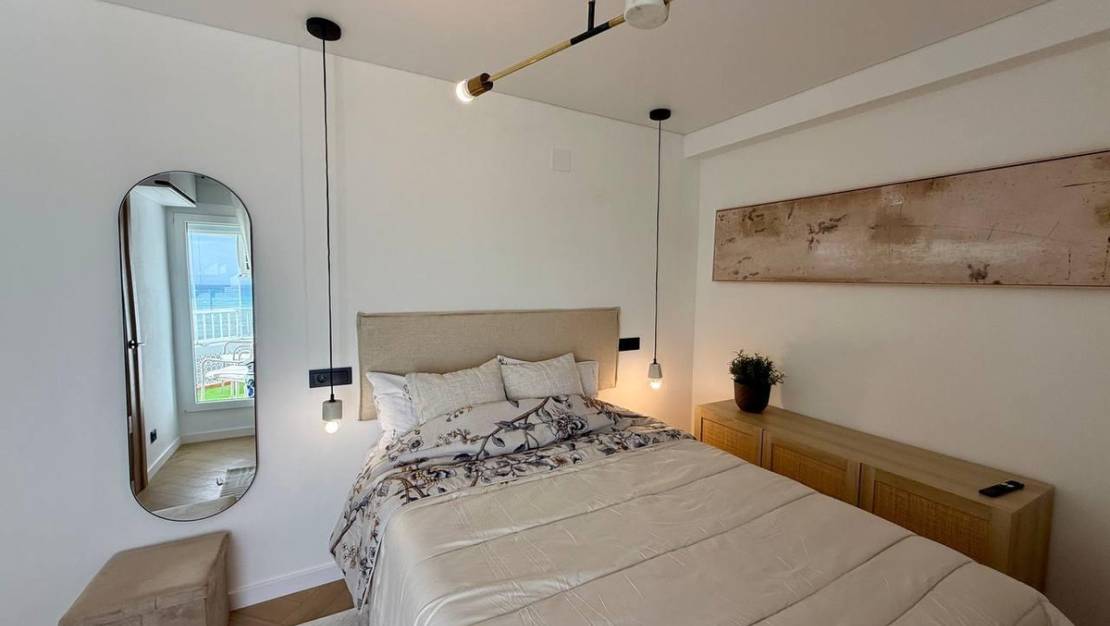 Venta - Apartment - Torrevieja - Torrevieja Centro