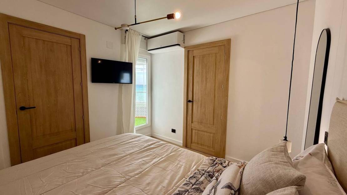 Venta - Apartment - Torrevieja - Torrevieja Centro