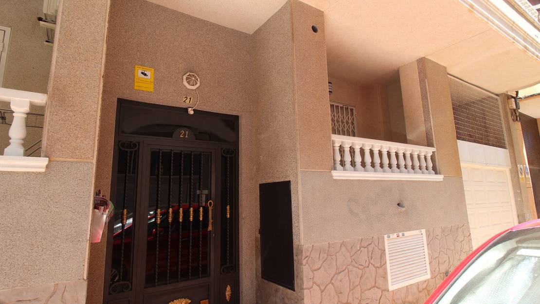 Venta - Apartment - Torrevieja - Torrevieja Centro