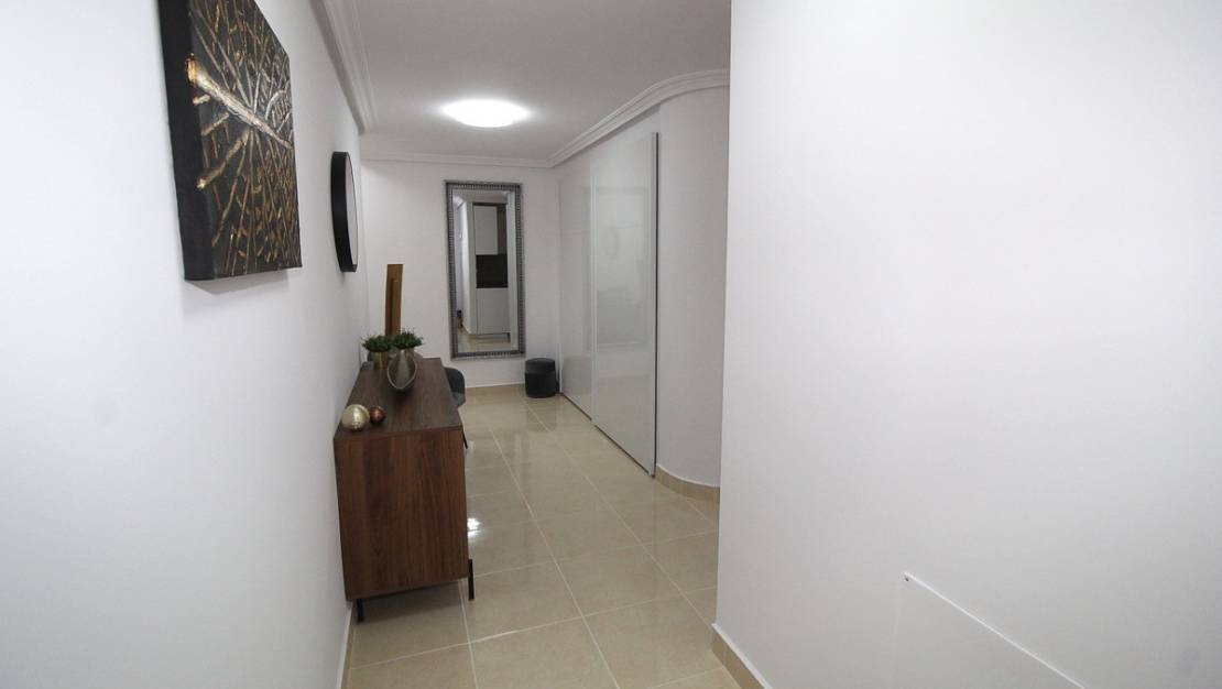 Venta - Apartment - Torrevieja - Torrevieja Centro