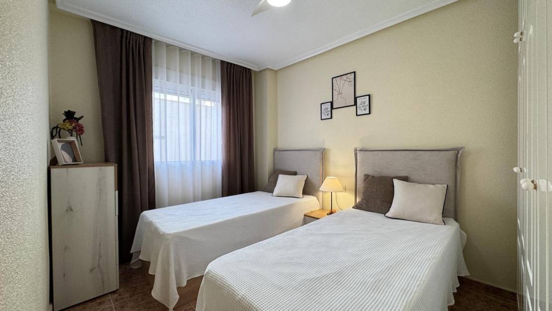 Venta - Apartment - Torrevieja - Torrevieja Centro