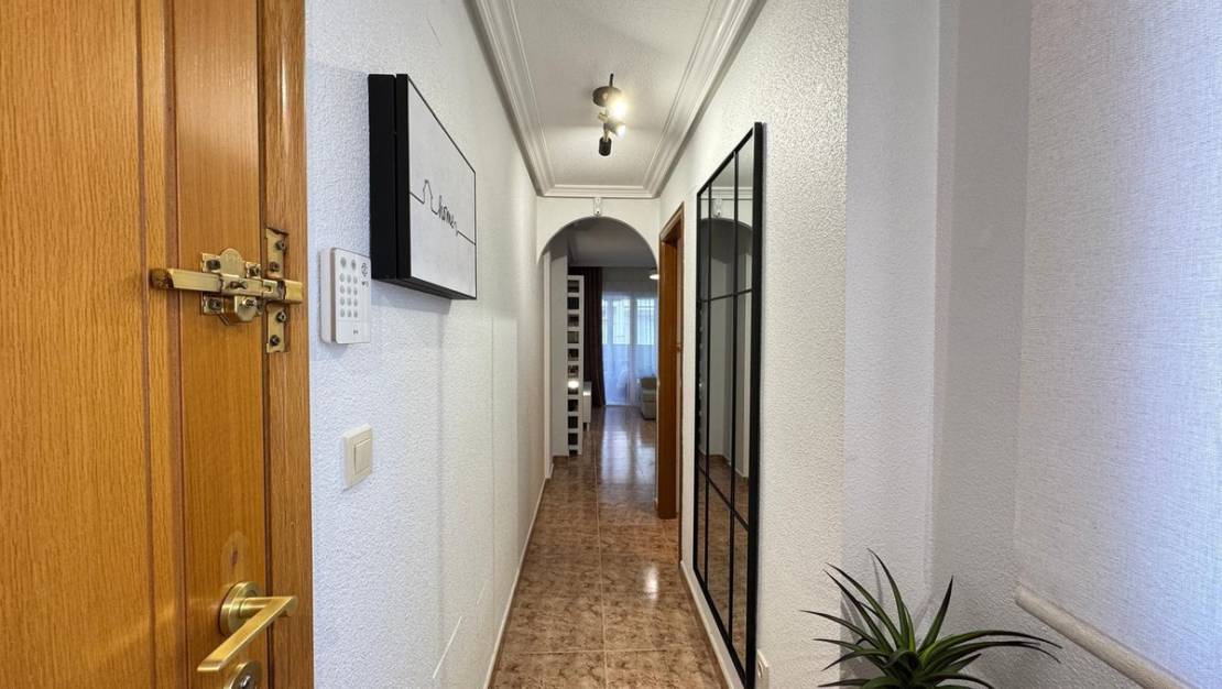 Venta - Apartment - Torrevieja - Torrevieja Centro