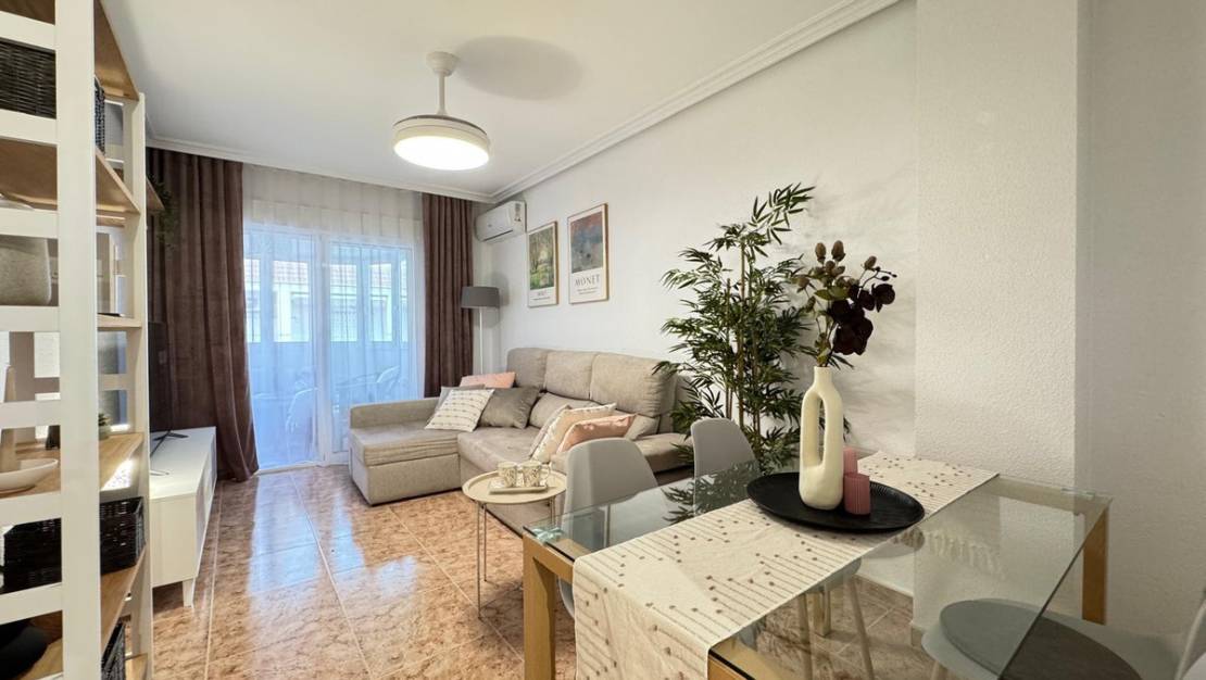 Venta - Apartment - Torrevieja - Torrevieja Centro