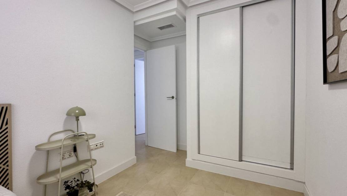 Venta - Apartment - Torrevieja - Torrevieja Centro