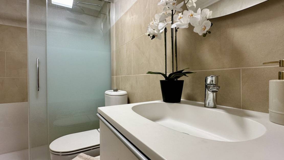 Venta - Apartment - Torrevieja - Torrevieja Centro