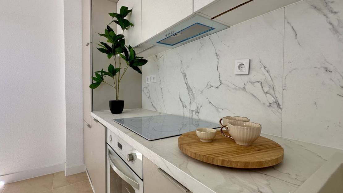 Venta - Apartment - Torrevieja - Torrevieja Centro