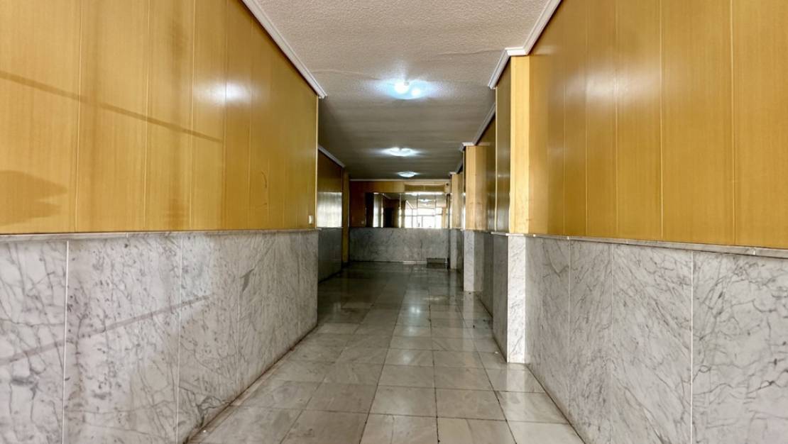 Venta - Apartment - Torrevieja - Torrevieja Centro