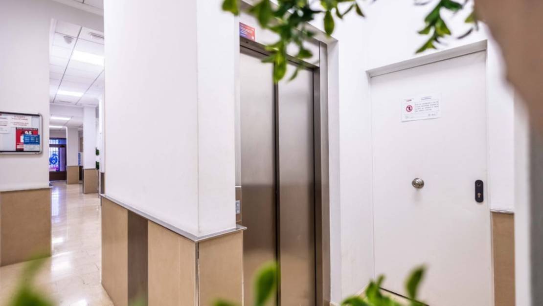 Venta - Apartment - Torrevieja - Torrevieja Centro