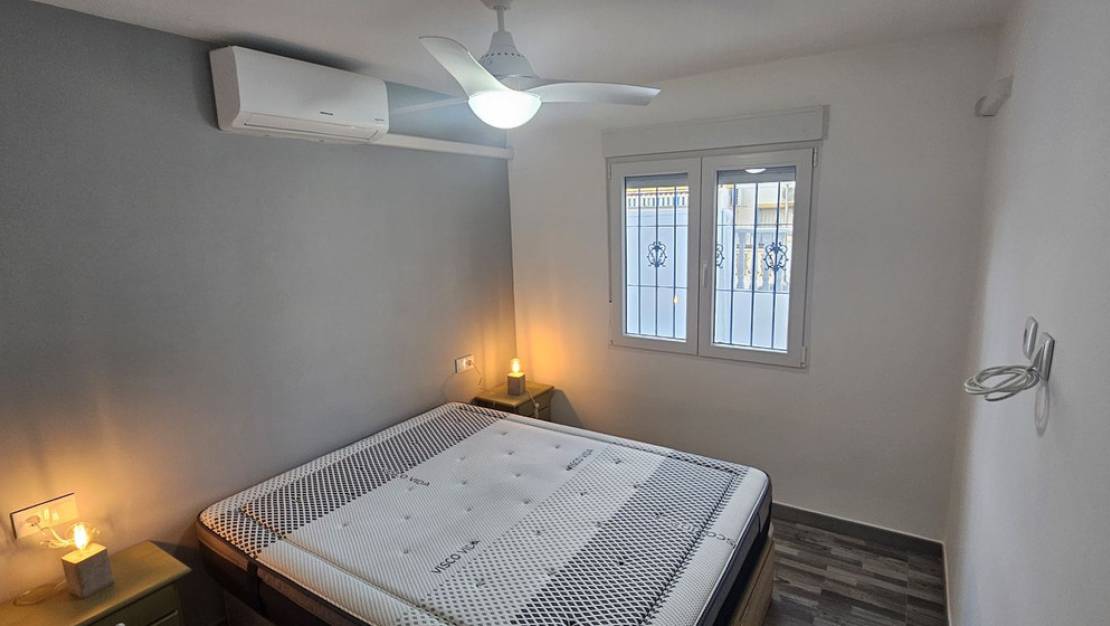 Venta - Apartment - Torrevieja - Torrevieja Centro