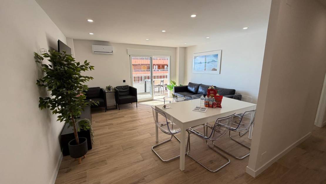 Venta - Apartment - Torrevieja - Torrevieja Centro