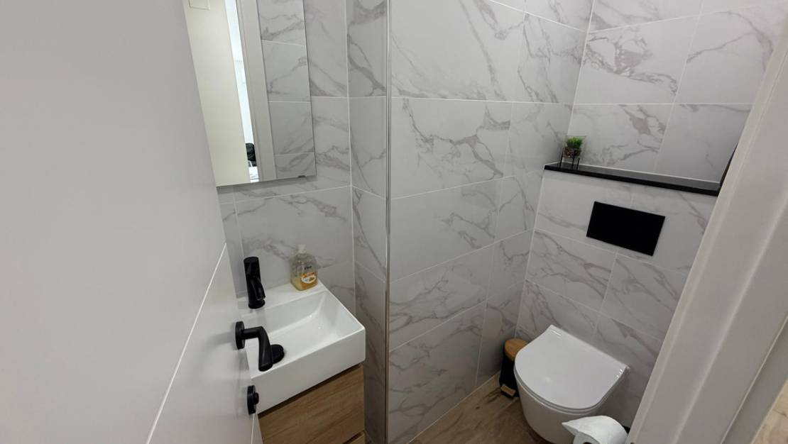 Venta - Apartment - Torrevieja - Torrevieja Centro