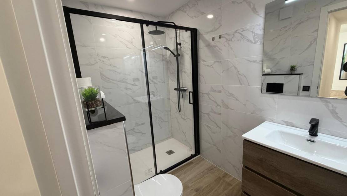 Venta - Apartment - Torrevieja - Torrevieja Centro