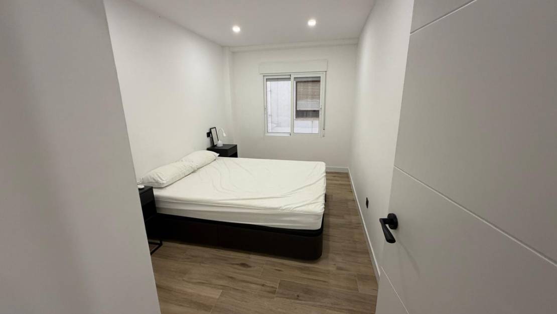 Venta - Apartment - Torrevieja - Torrevieja Centro